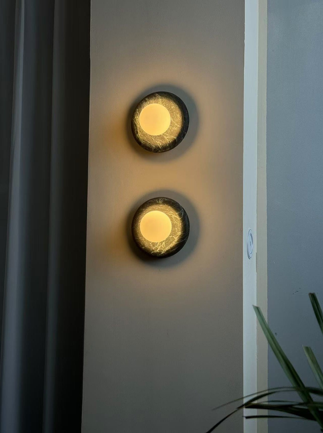 Solene Dark Green Marble Wall Sconce