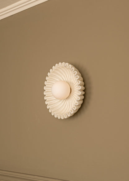 Quinine Marble Wall Lamp