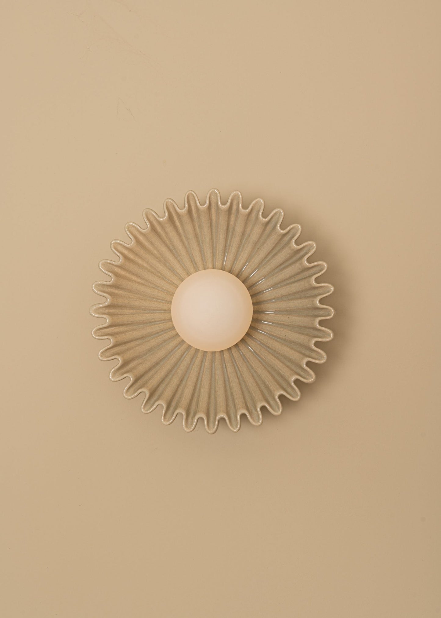 Quinine Marble Wall Lamp
