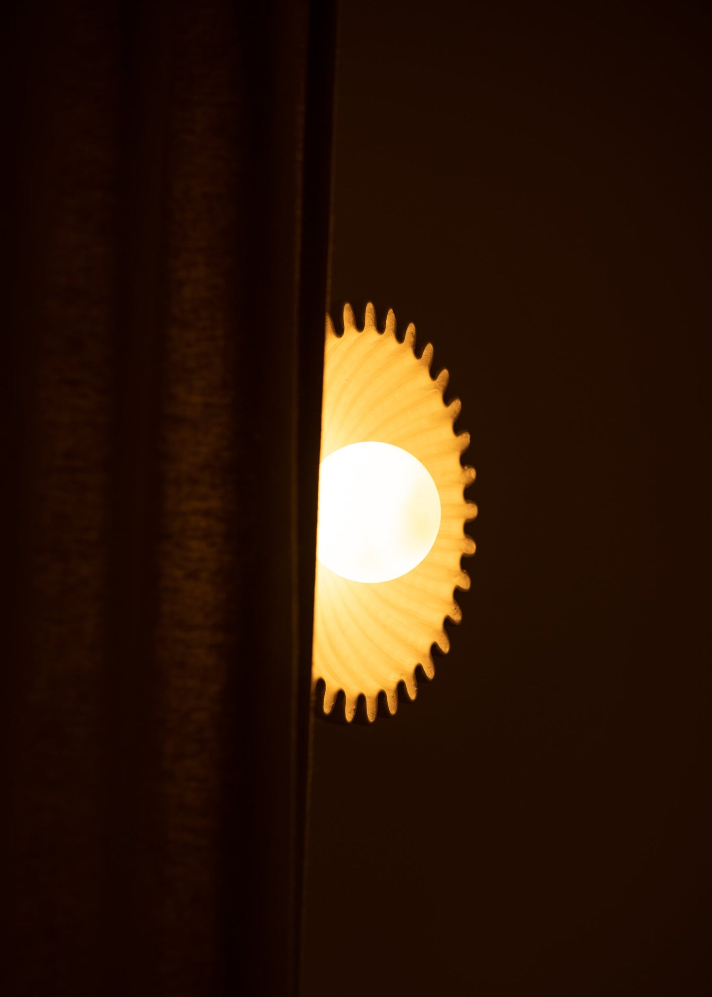 Quinine Marble Wall Lamp