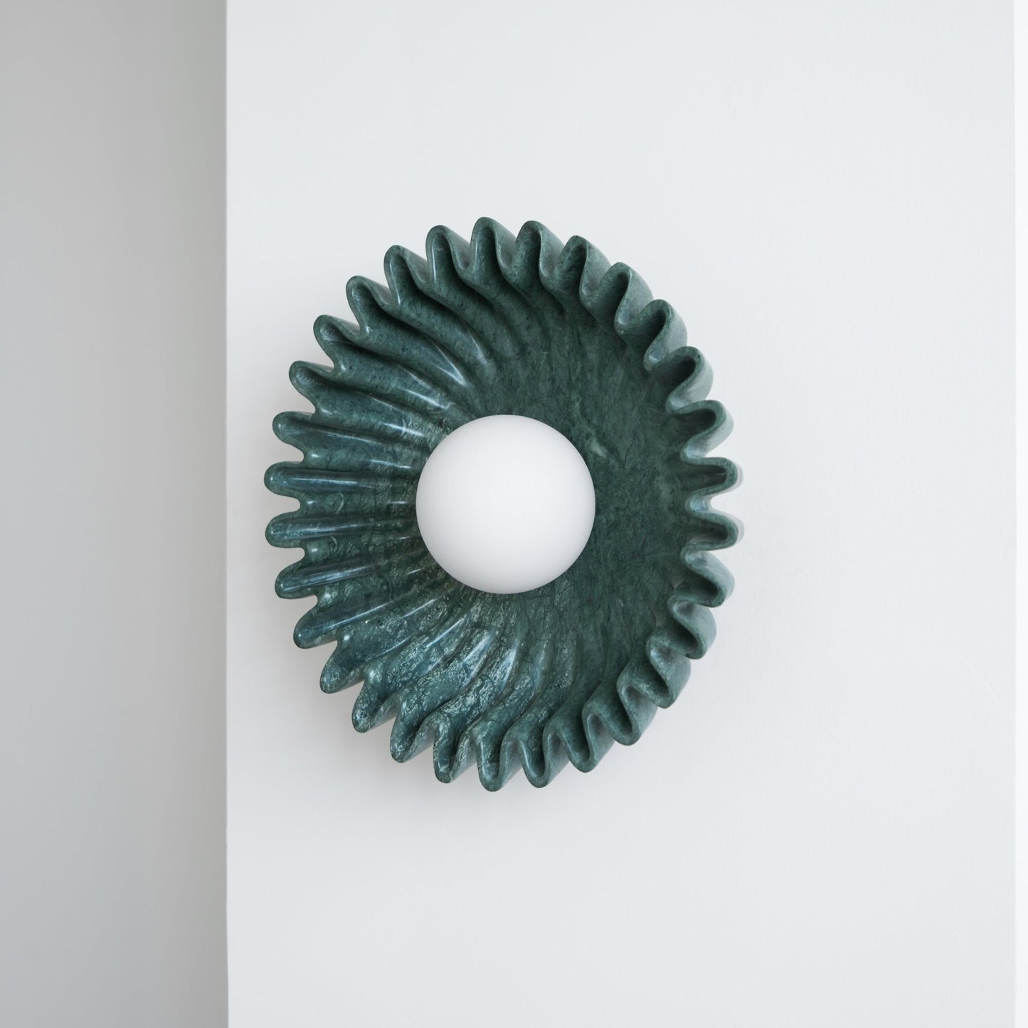Quinine Marble Wall Lamp