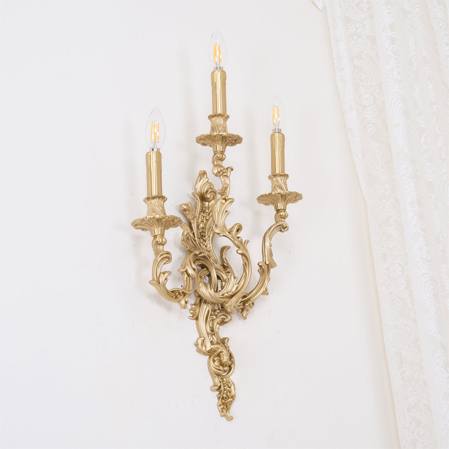Solien Wall Light