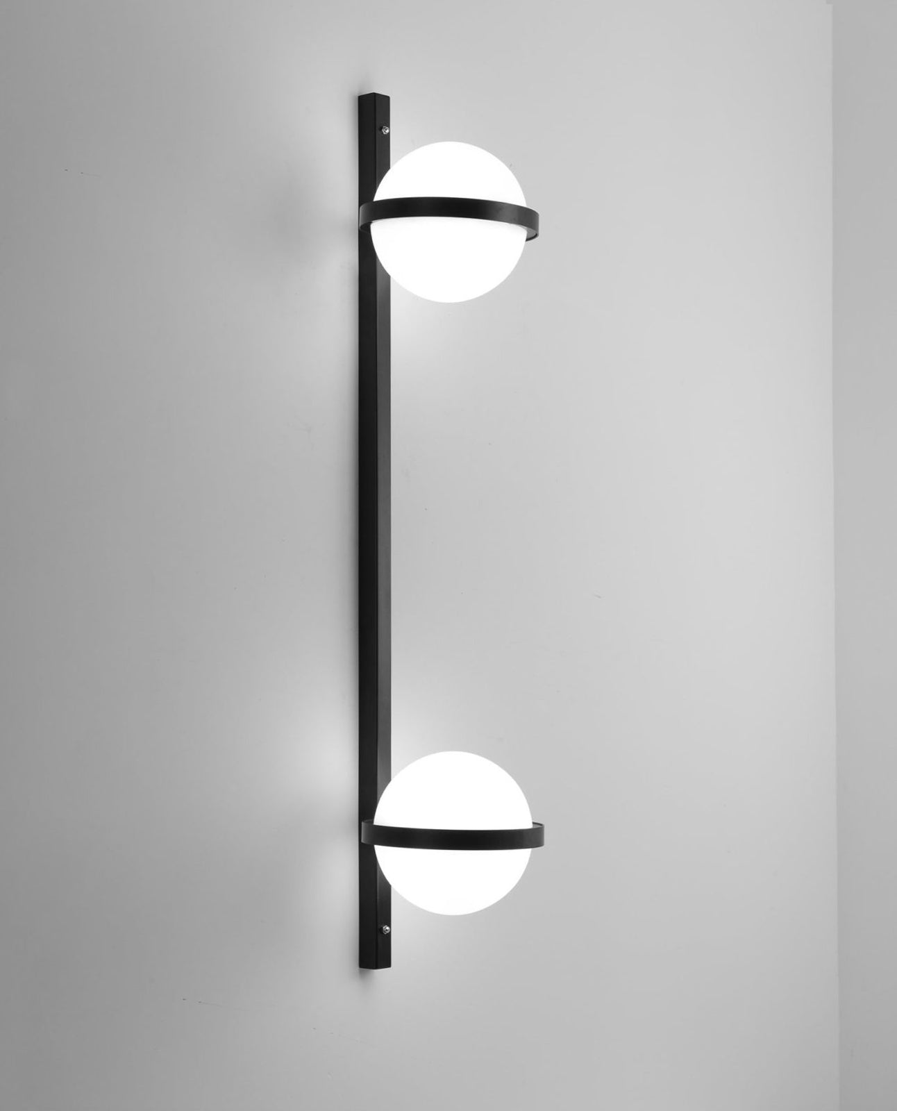 Caren Wall Lamp
