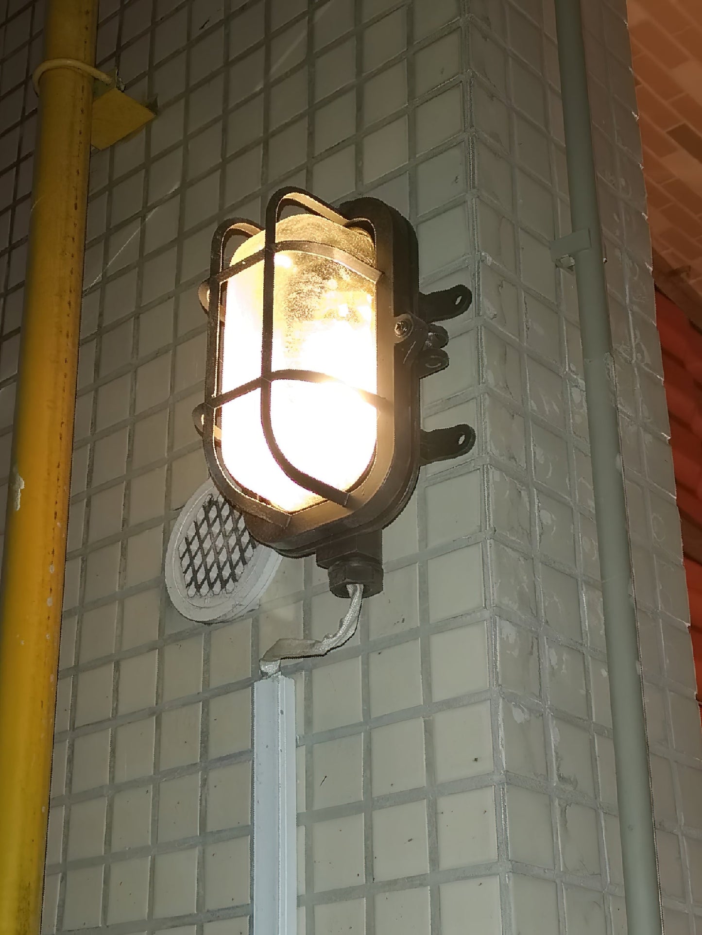 Rowan Wall Light