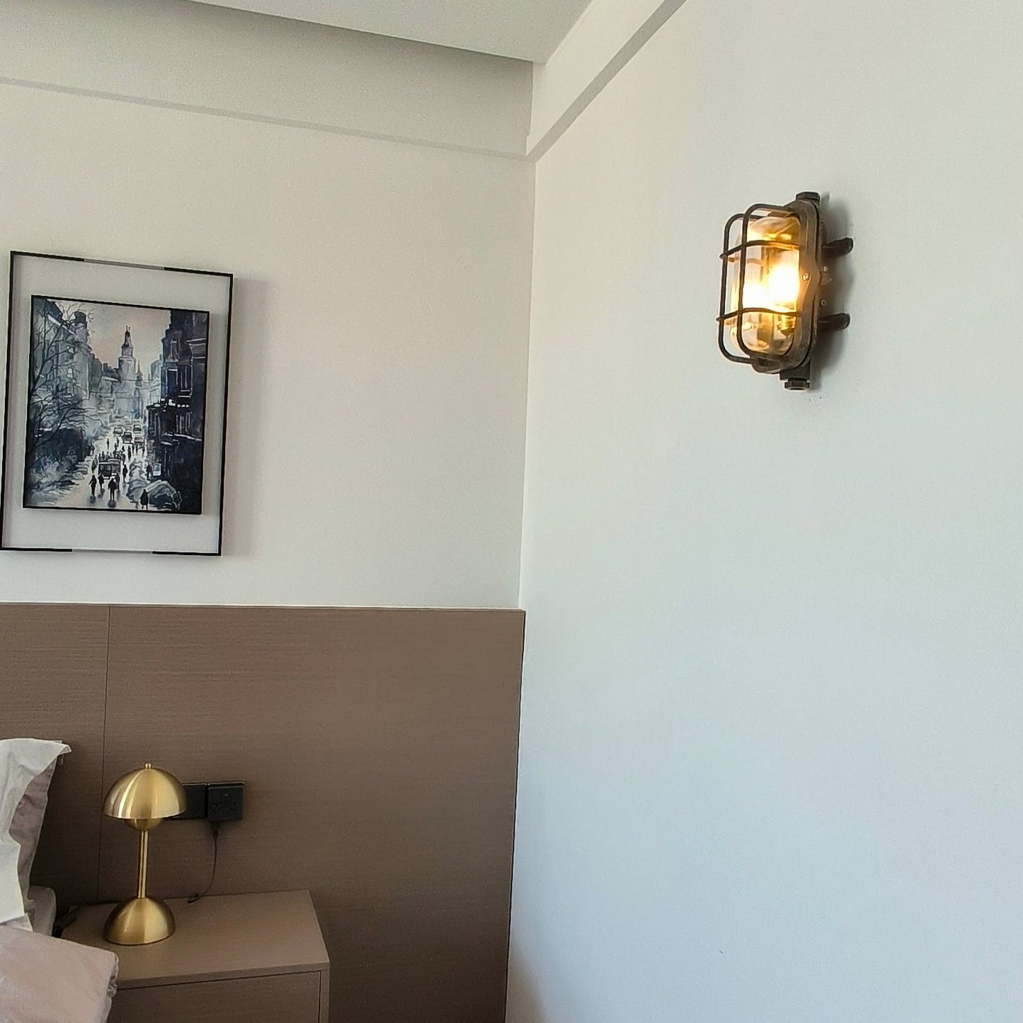 Rowan Wall Light