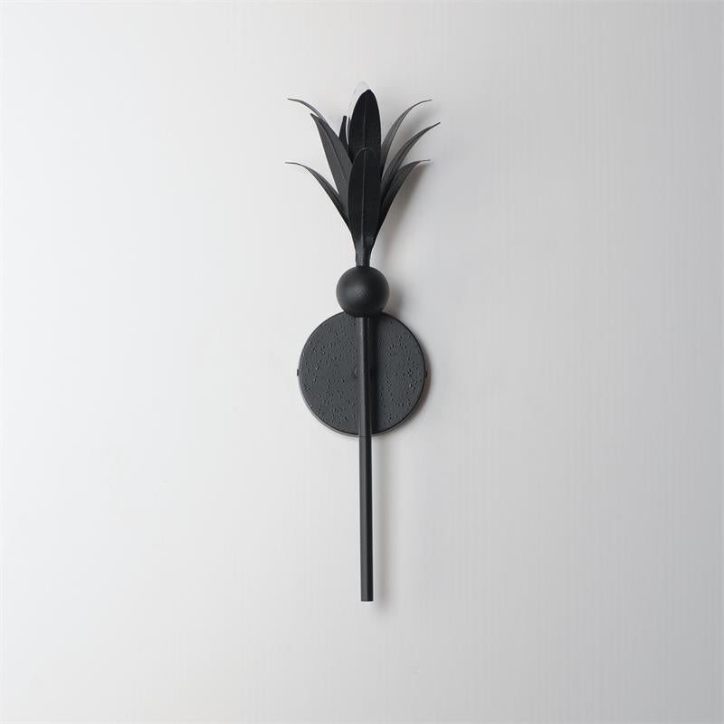 Wynola Wall Lamp