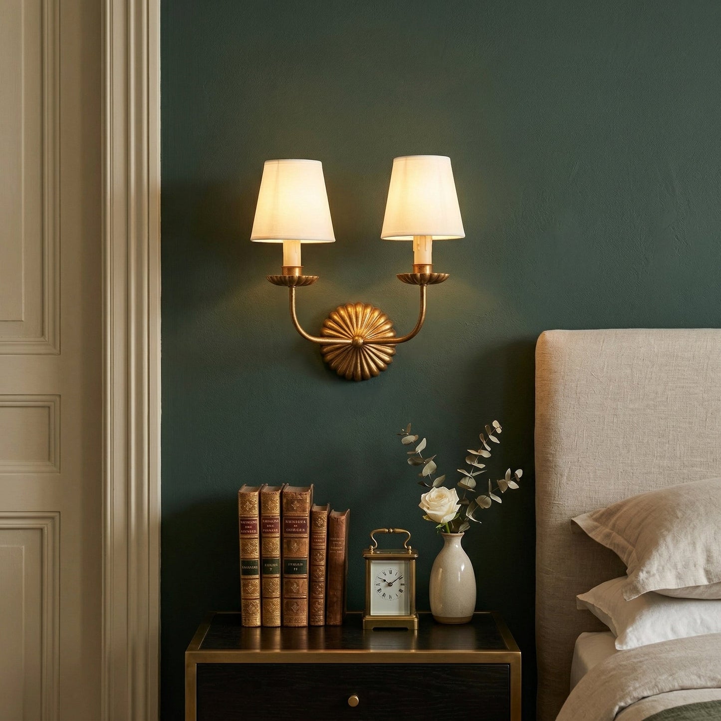 Oriyn Wall Lamp