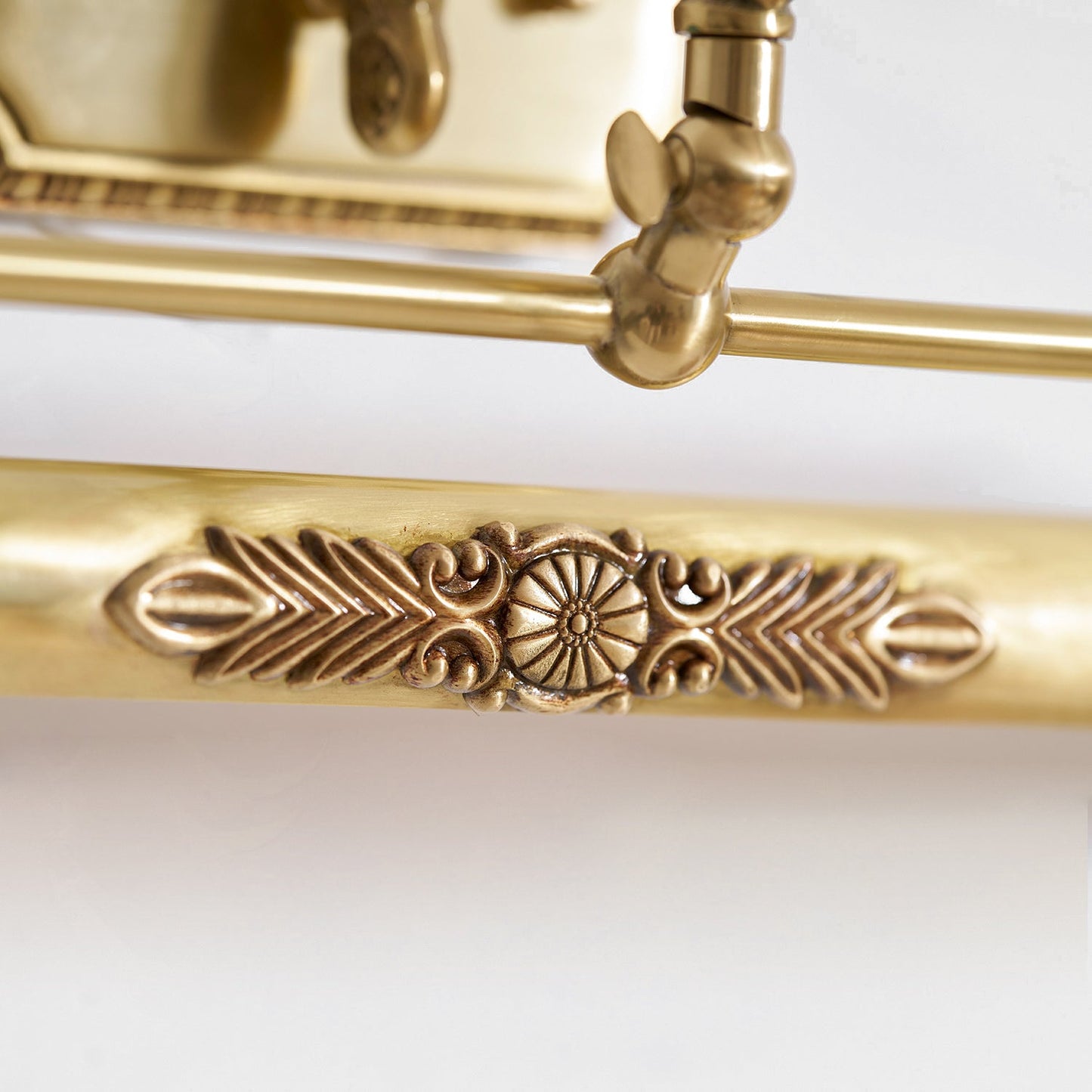 Lirex Brass Wall Lamp