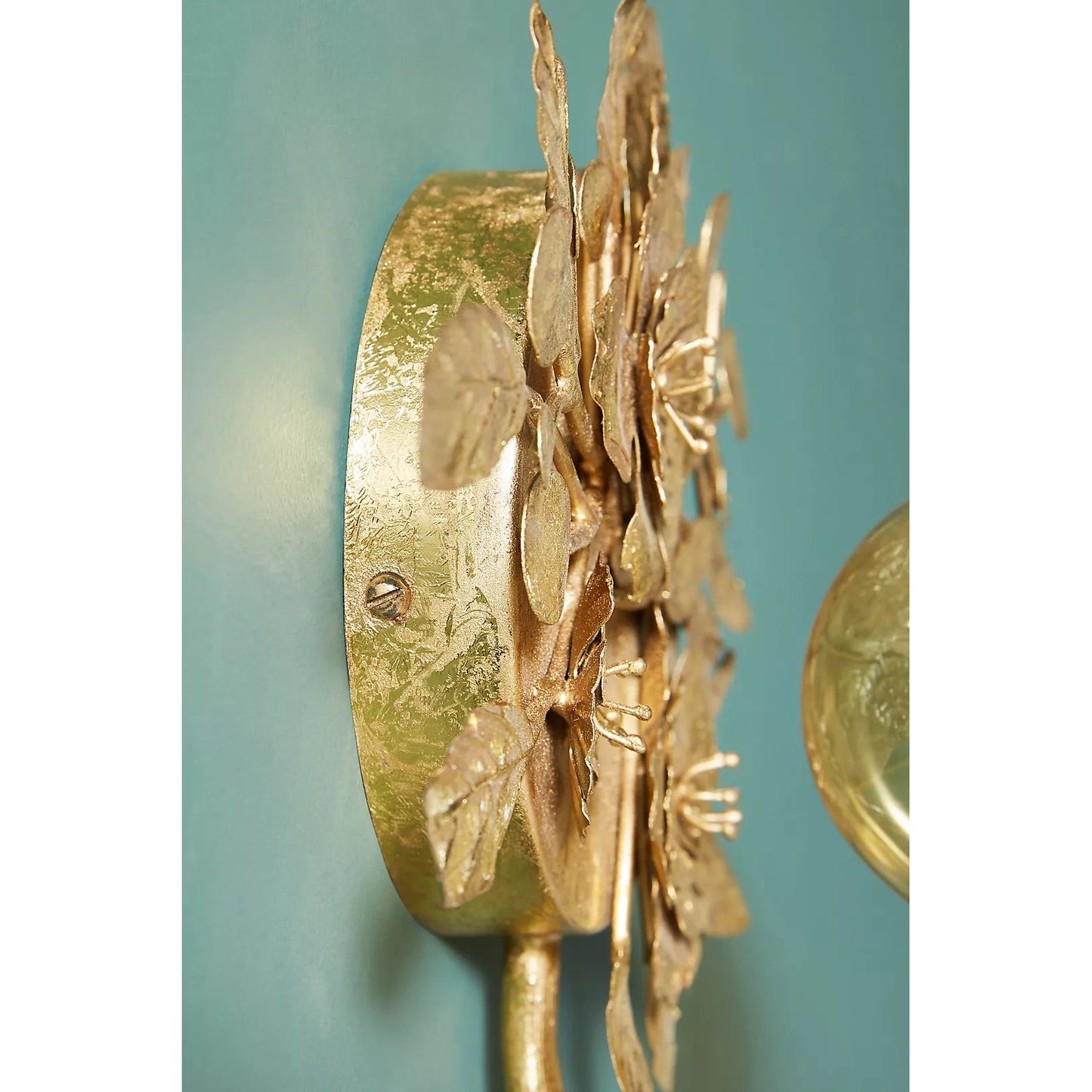 Lirance Wall Lamp