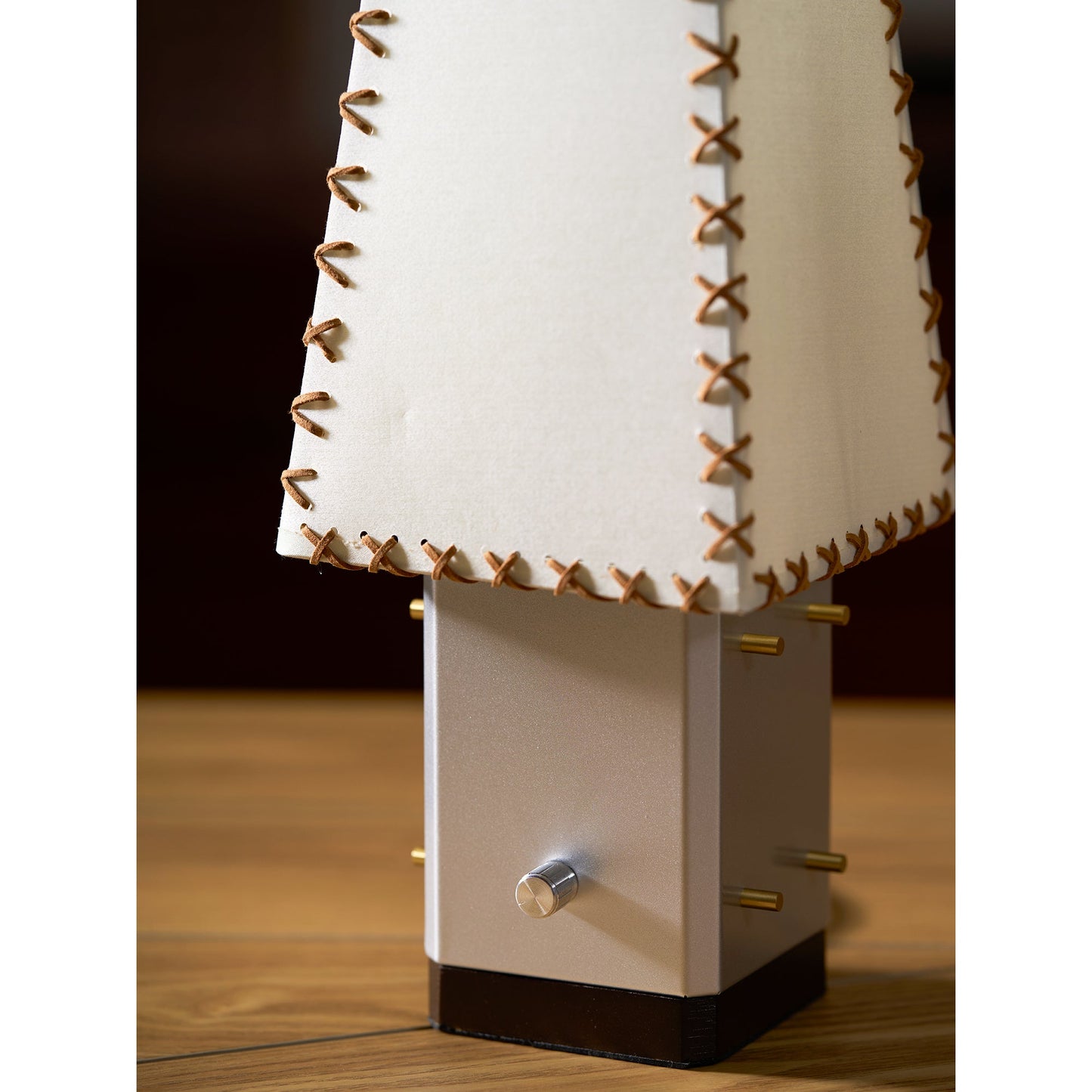Falai Table Lamp