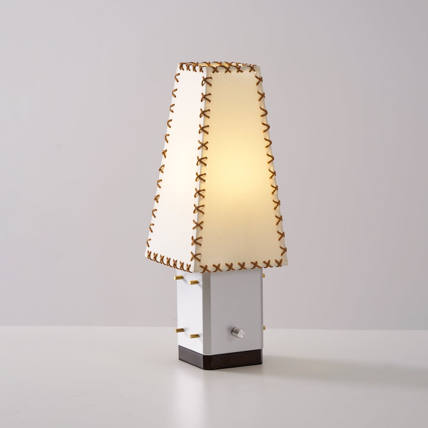 Falai Table Lamp