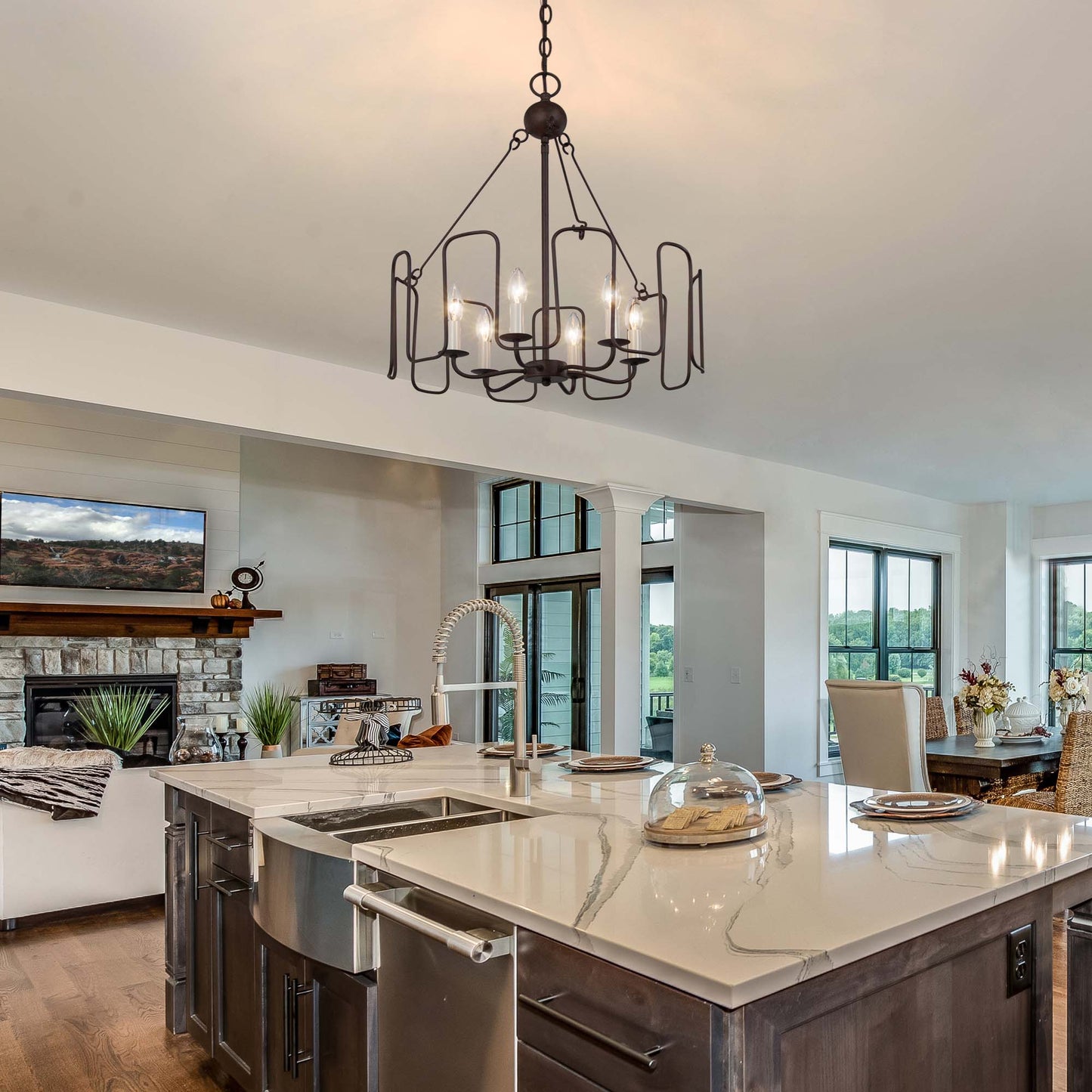 Lumika Chandelier