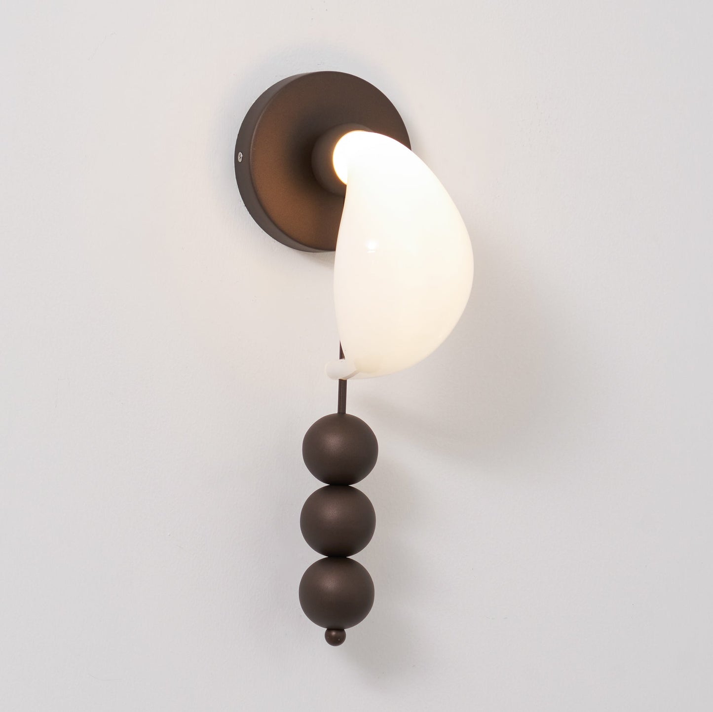 Velique Wall Lamp