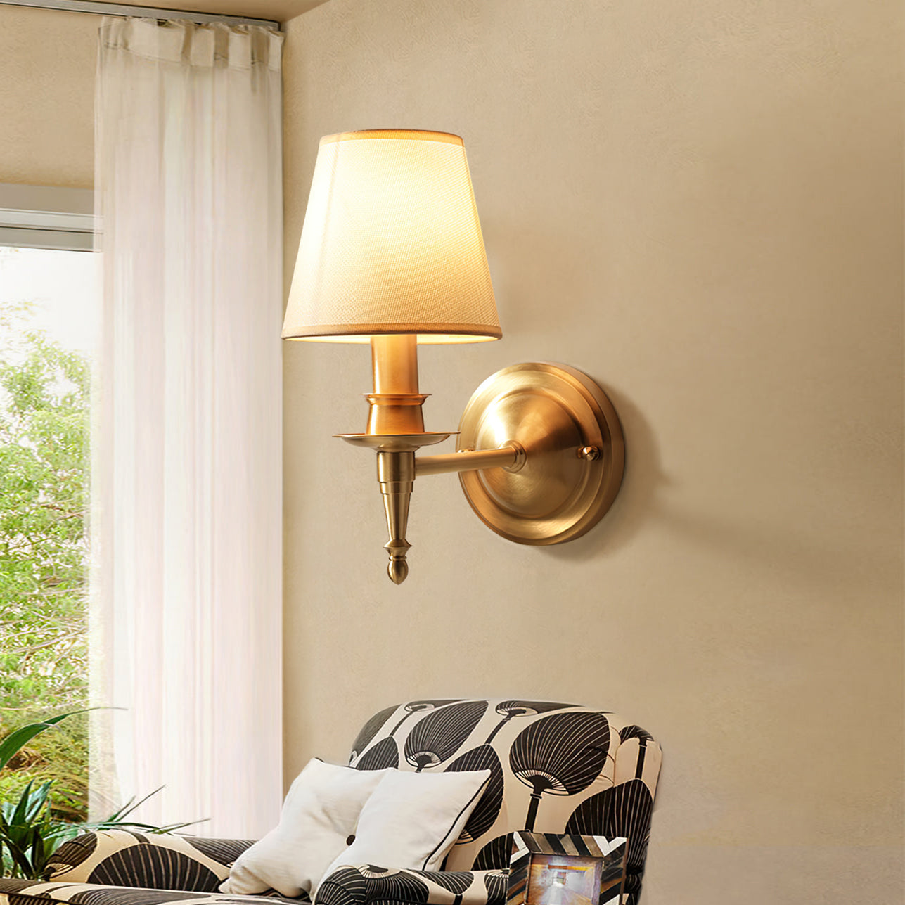 Halden Wall Lamp