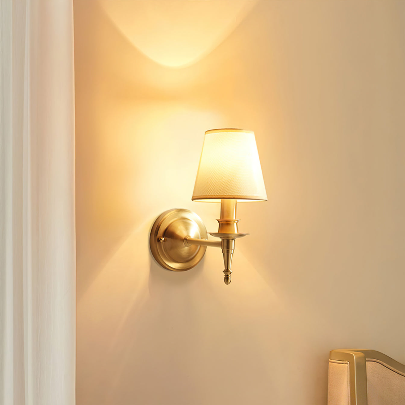 Halden Wall Lamp