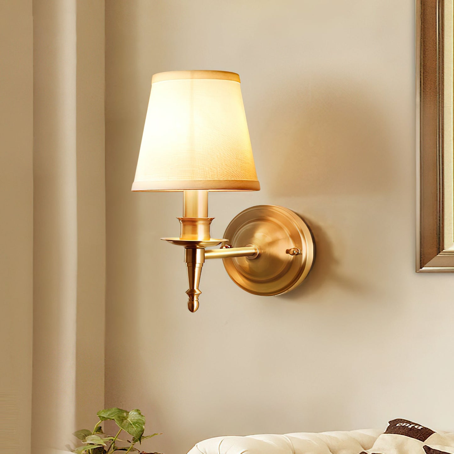 Halden Wall Lamp