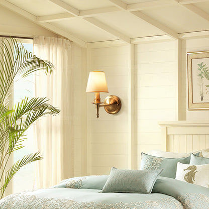 Halden Wall Lamp