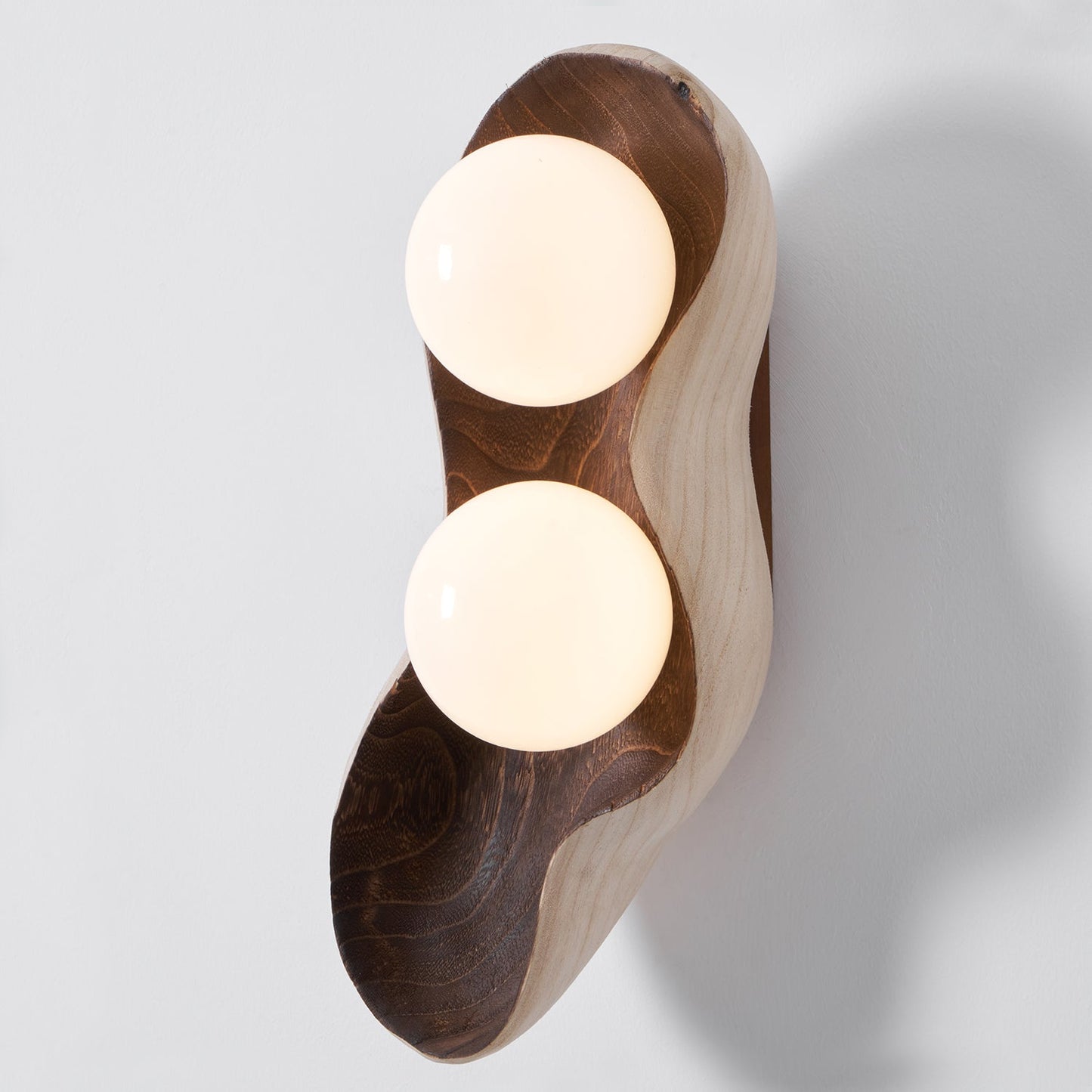 Gouda Wall Lamp