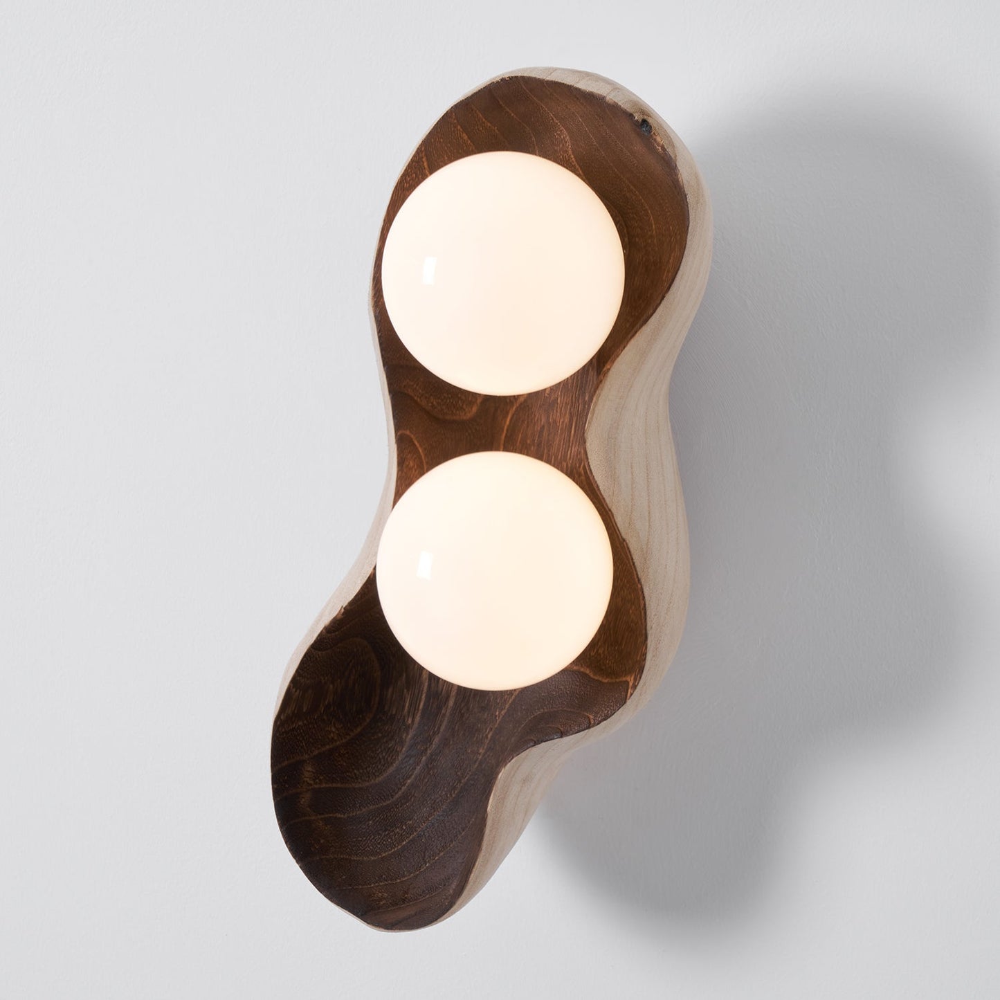 Gouda Wall Lamp