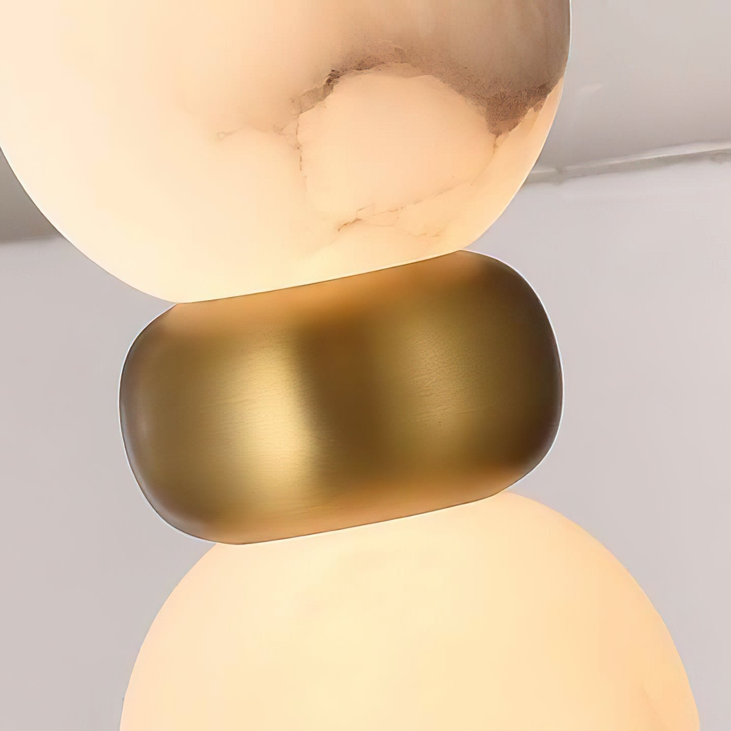 Mirora Xyx Alabaster Table Lamp