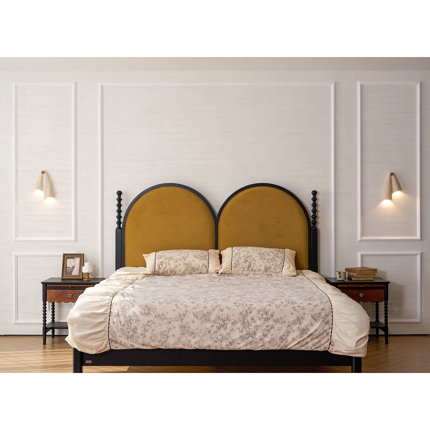 Lumance Travertine Wall Lamp