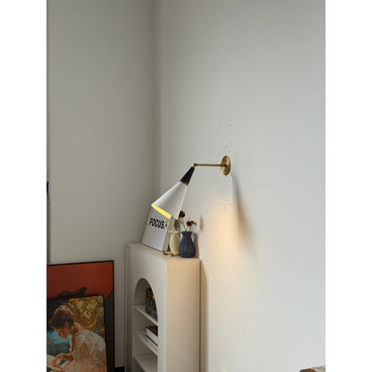 Petite Magari Wall Lamp