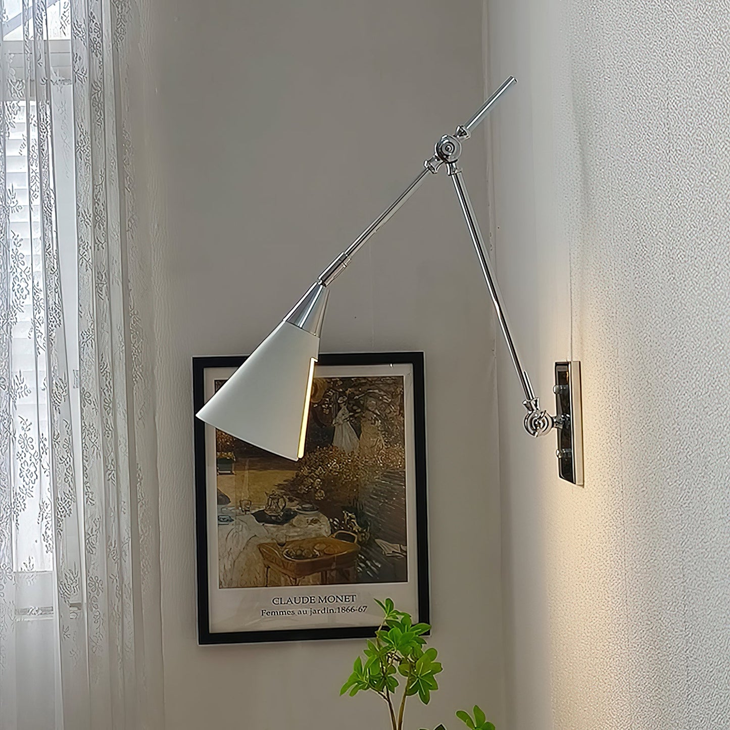 Nevola Wall Lamp