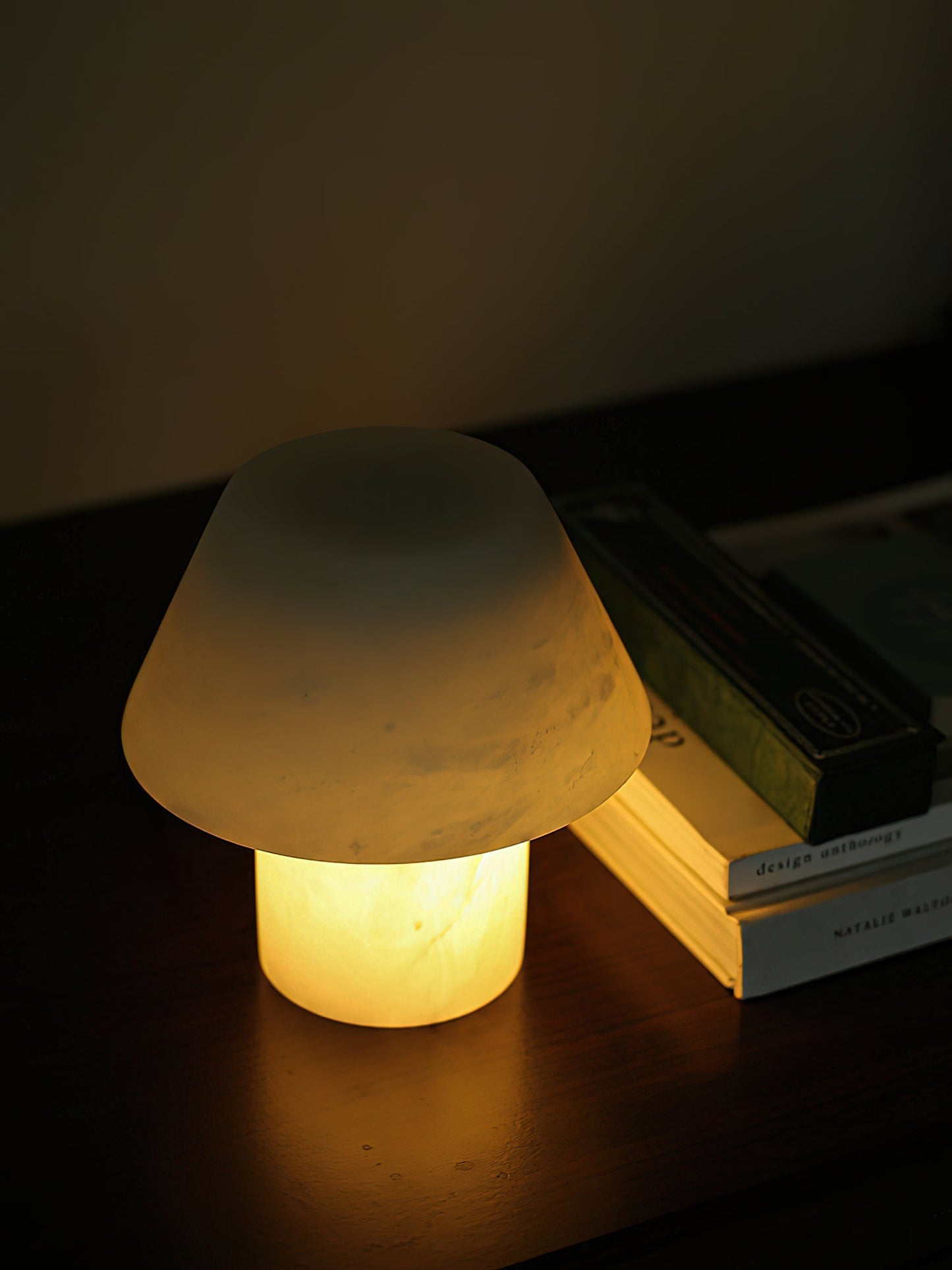 Inverleith Alabaster Table Lamp