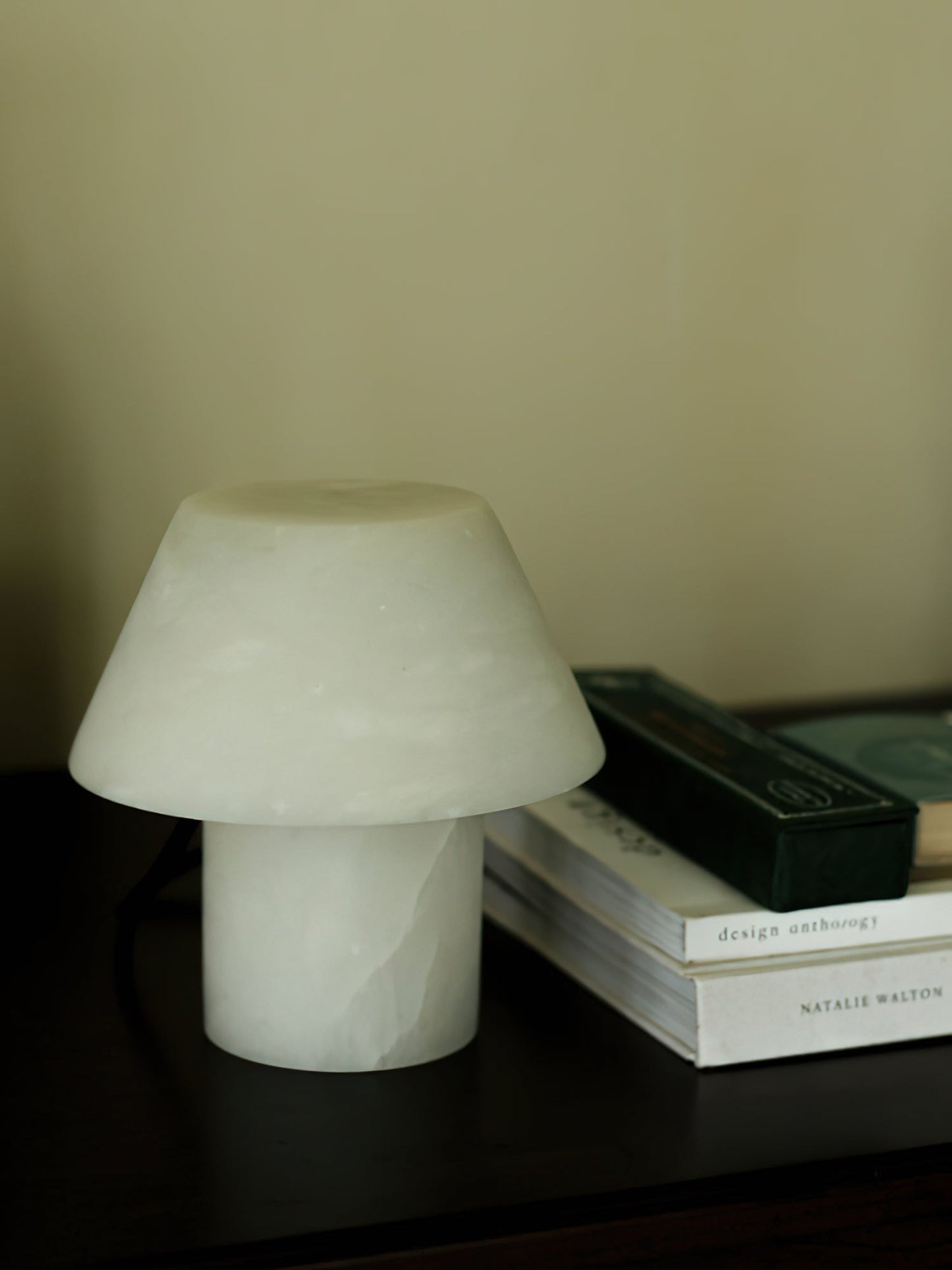 Inverleith Alabaster Table Lamp