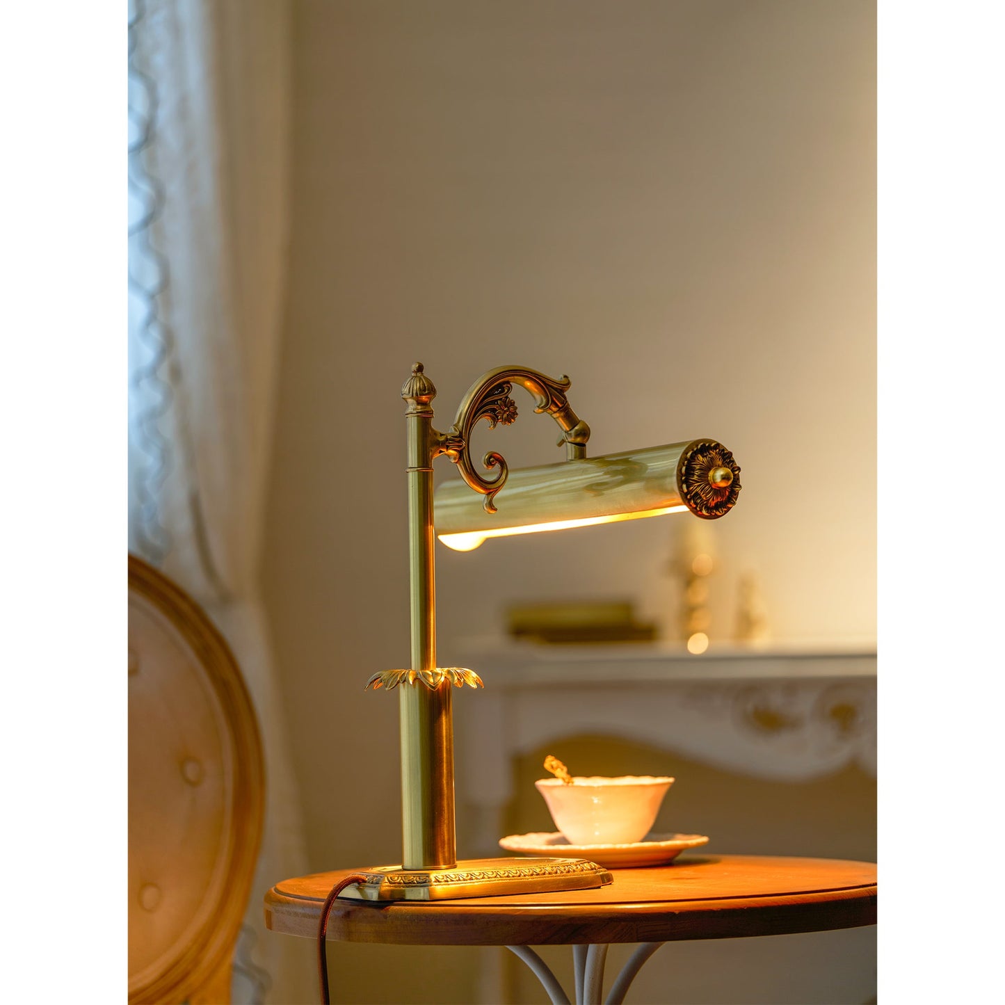 Andai Mate Table Lamp