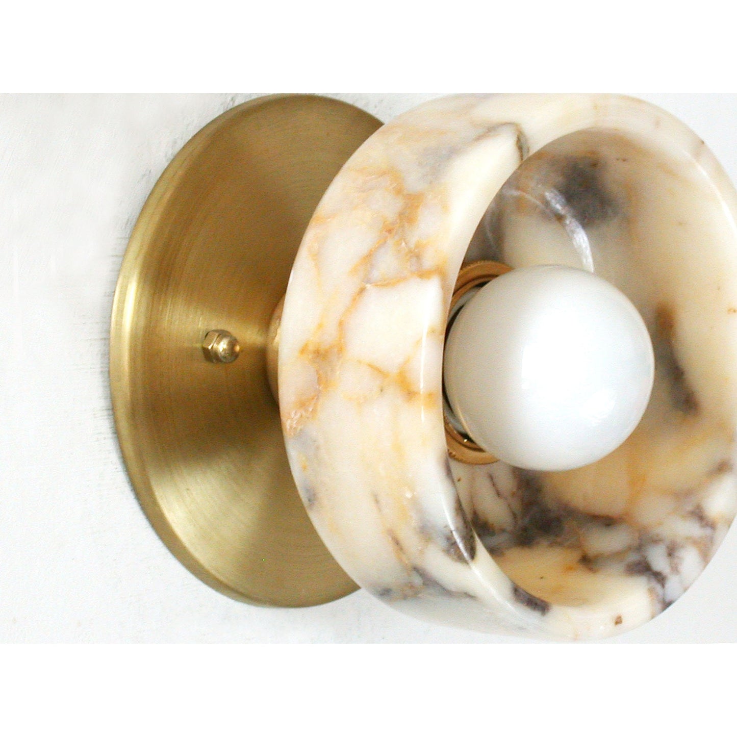 Doven Wall Lamp