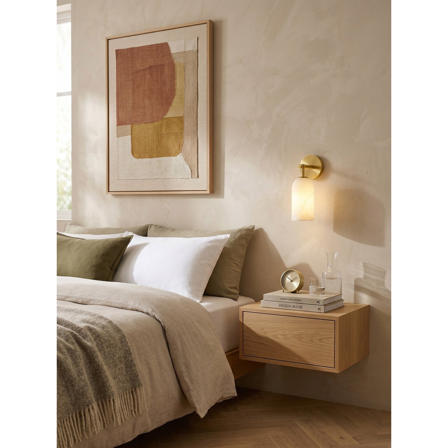 Pillar Alabaster Wall Lamp