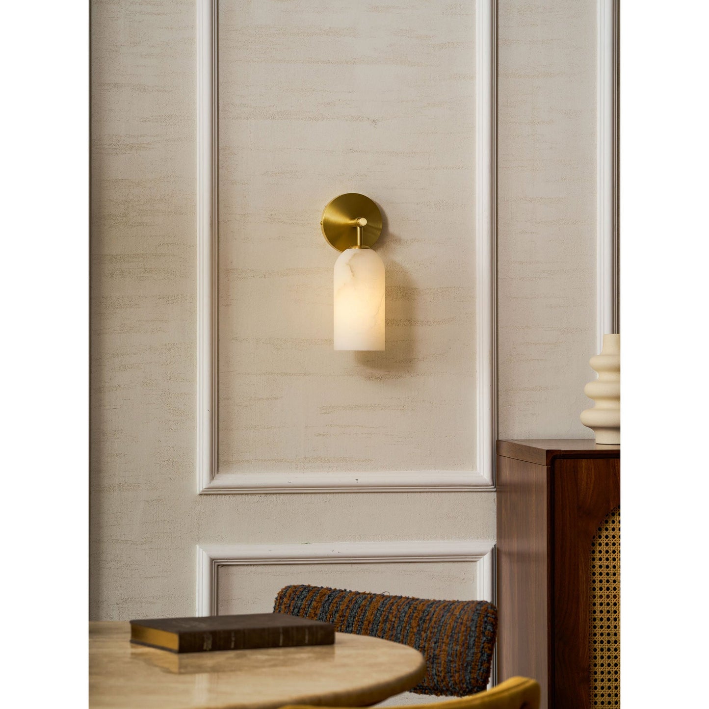 Pillar Alabaster Wall Lamp