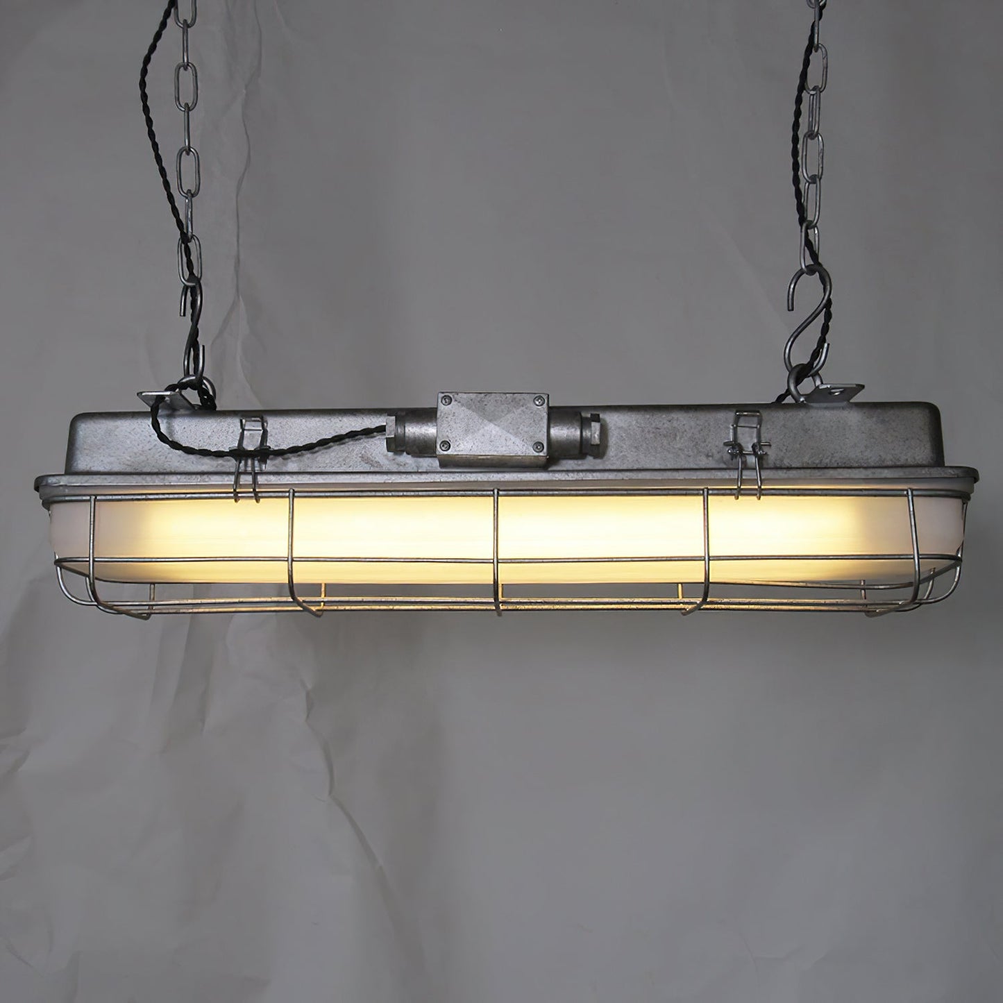 Andola Linear Industrial Pendant Lamp
