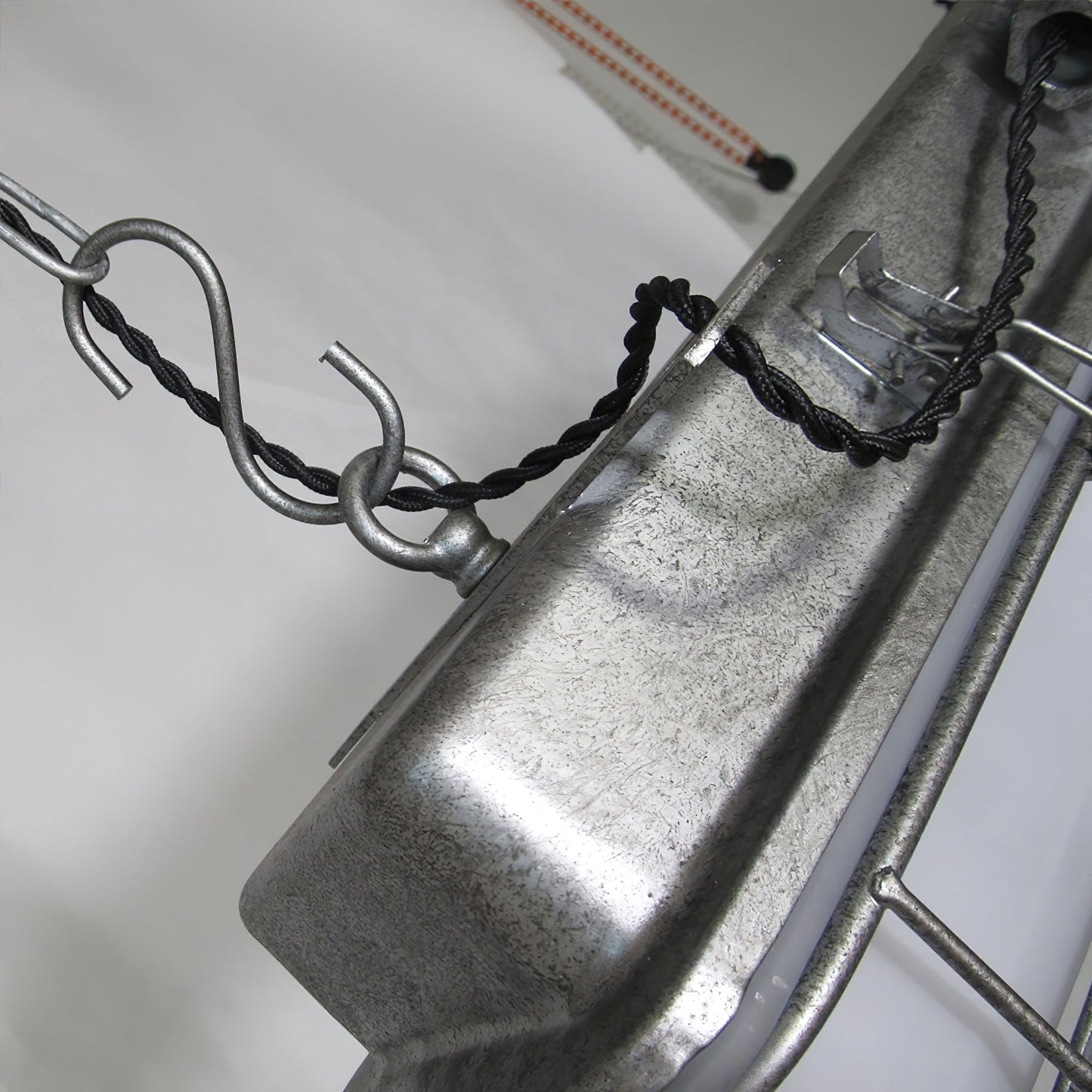 Andola Linear Industrial Pendant Lamp