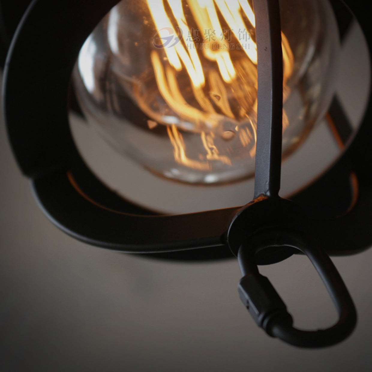 Lysai Classic Wall Lamp