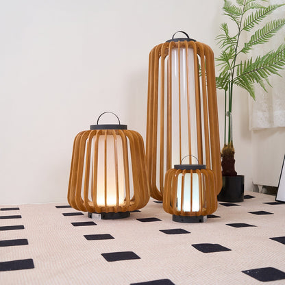Wynune Lantern Outdoor Light