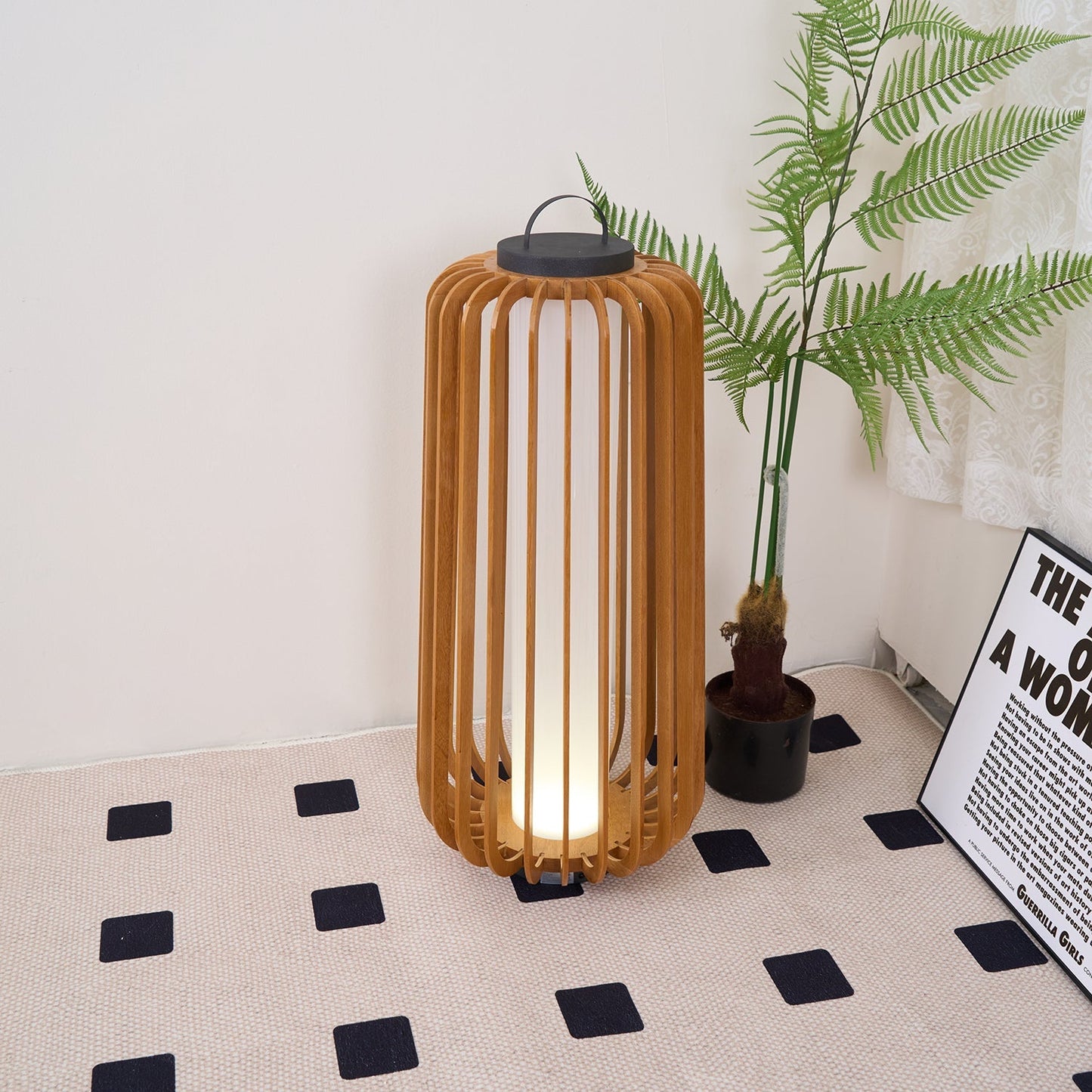 Wynune Lantern Outdoor Light