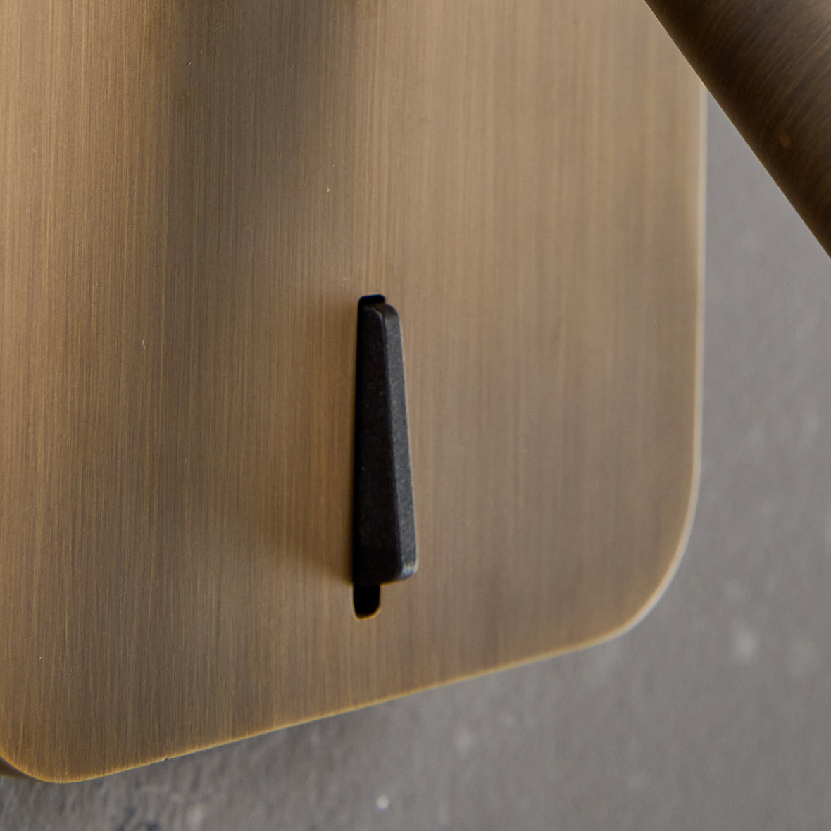 Kirika Wall Lamp