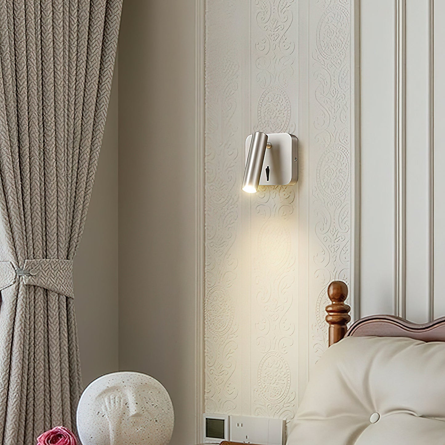 Kirika Wall Lamp