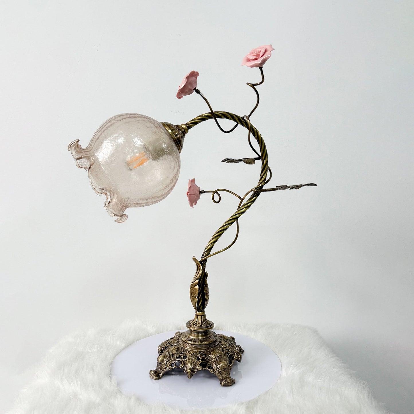 Galune Flowers Table Lamp