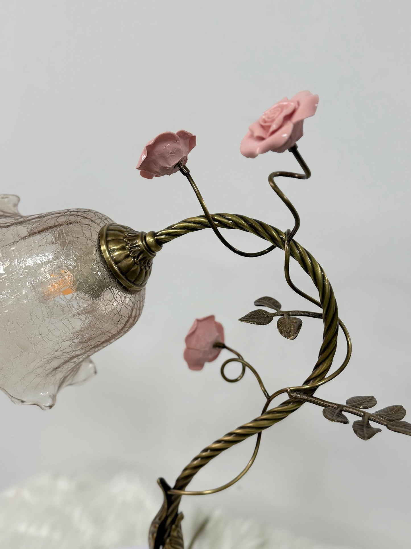 Galune Flowers Table Lamp