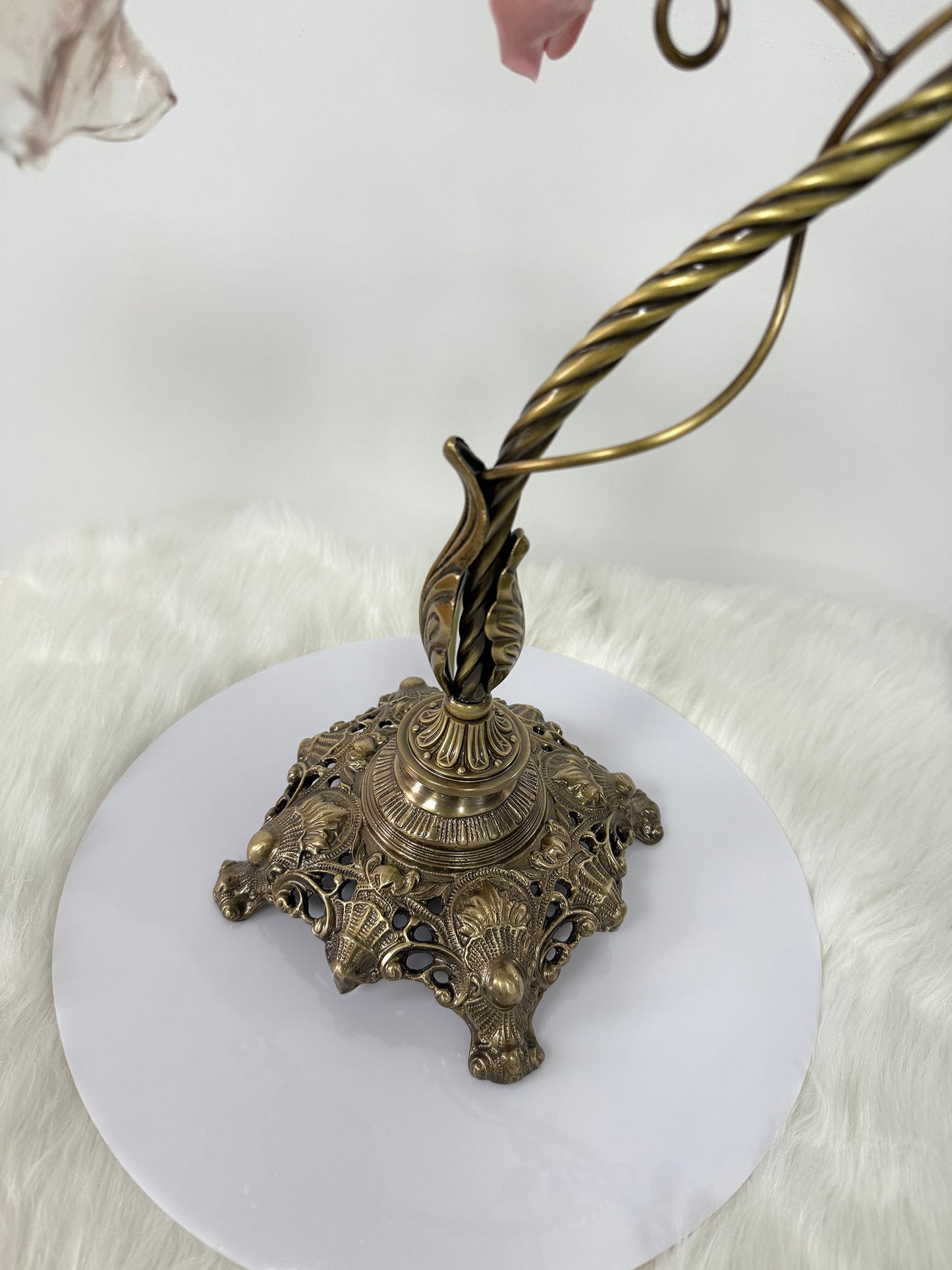 Galune Flowers Table Lamp