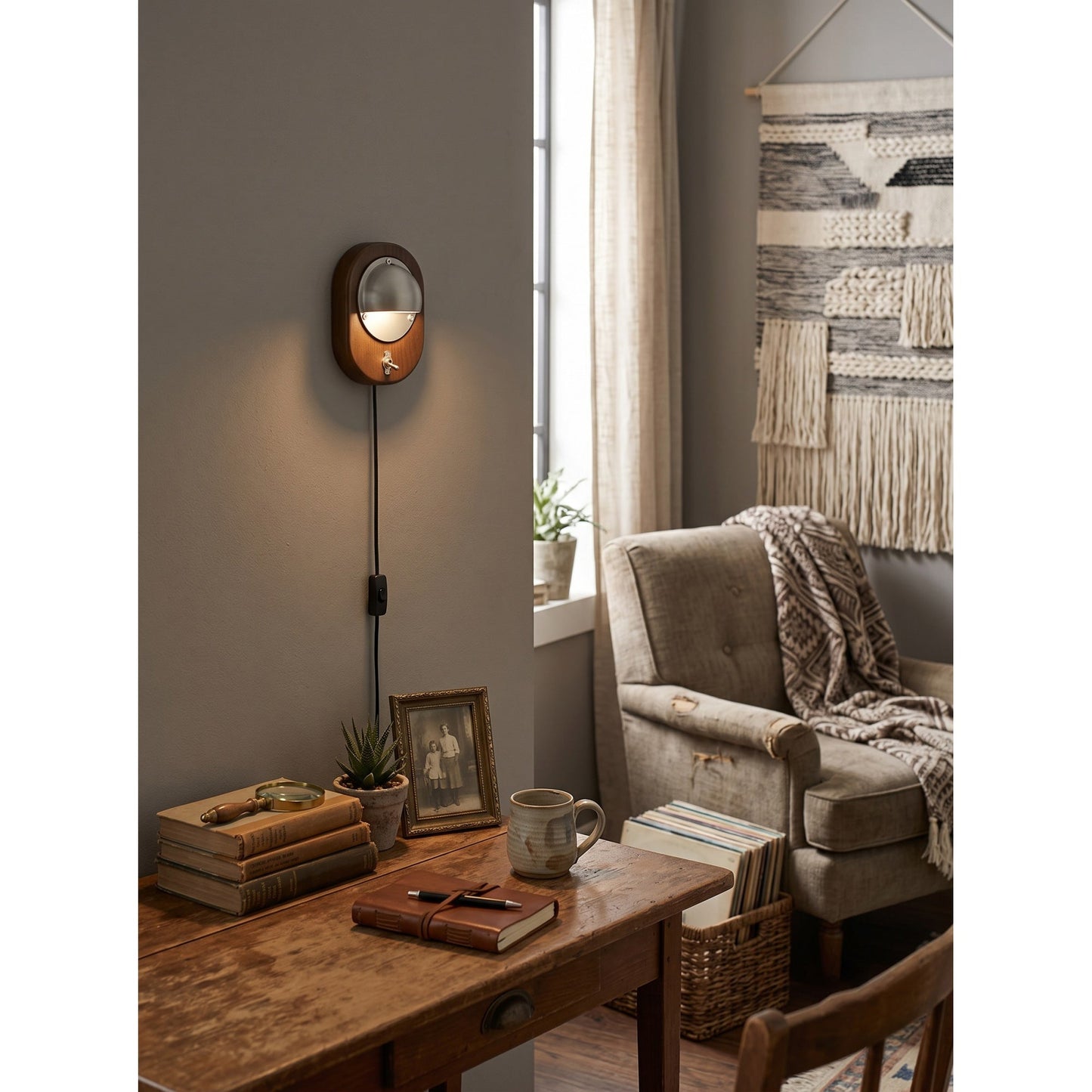 Velora Plug-in Wall Sconce