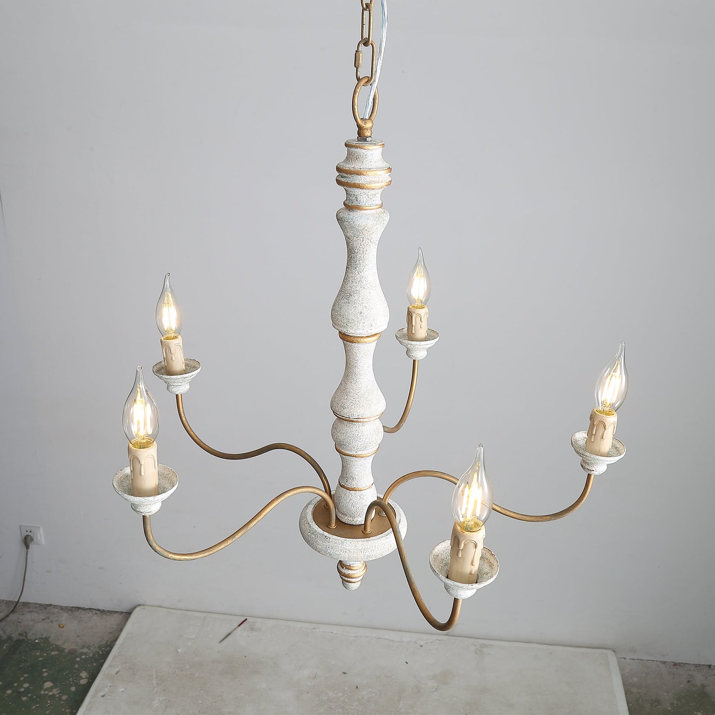 Noror 5-Light Chandelier
