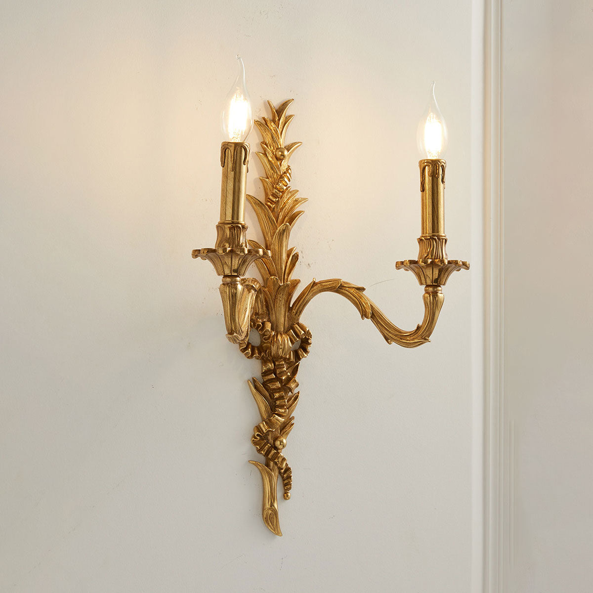 Gordes Wall Sconce