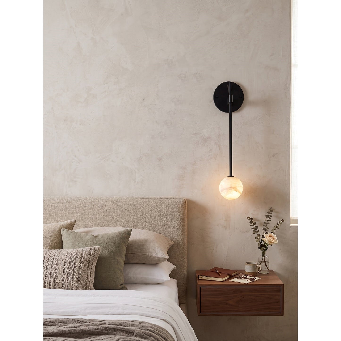 Nevia Alabaster Wall Lamp