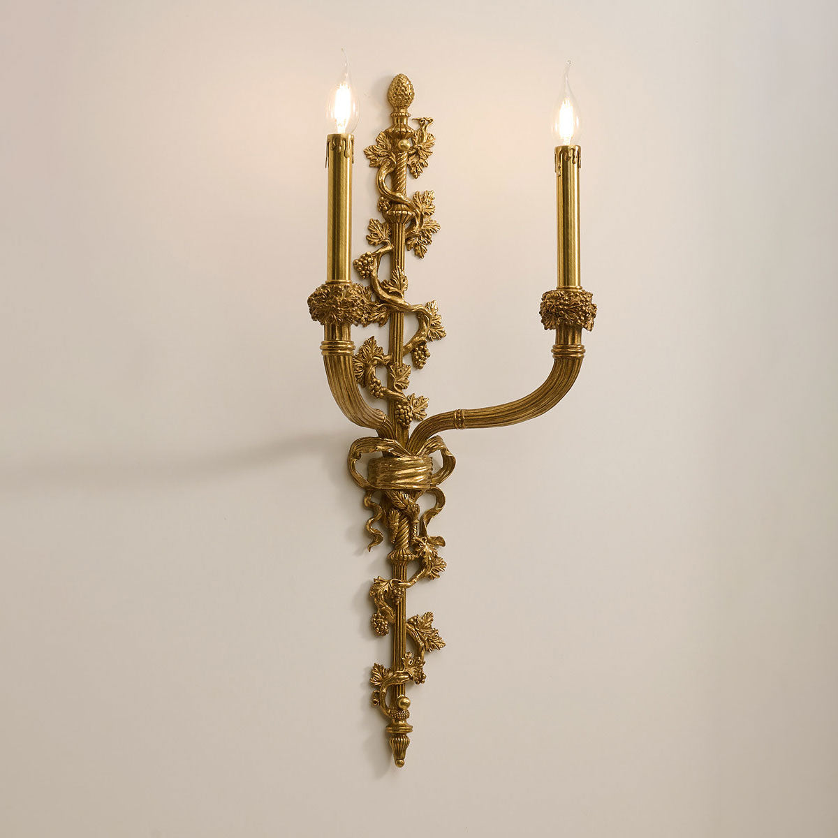 Nevyn Wall Sconce