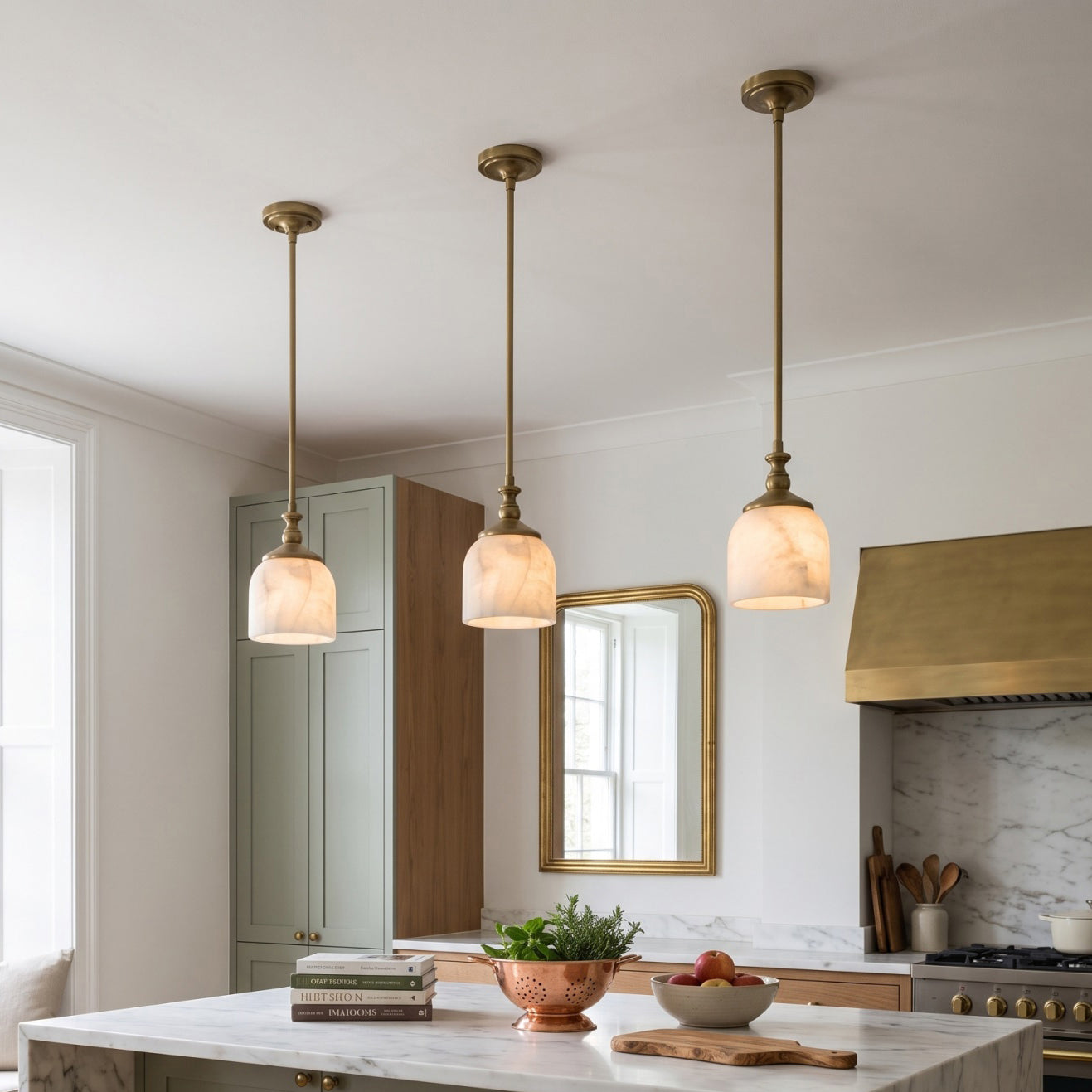 Daphne Alabaster Pendant Lamp