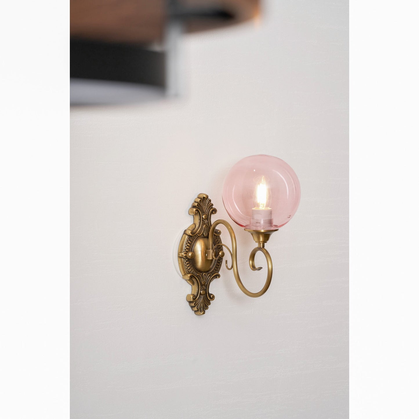 Everard Glass Wall Lamp